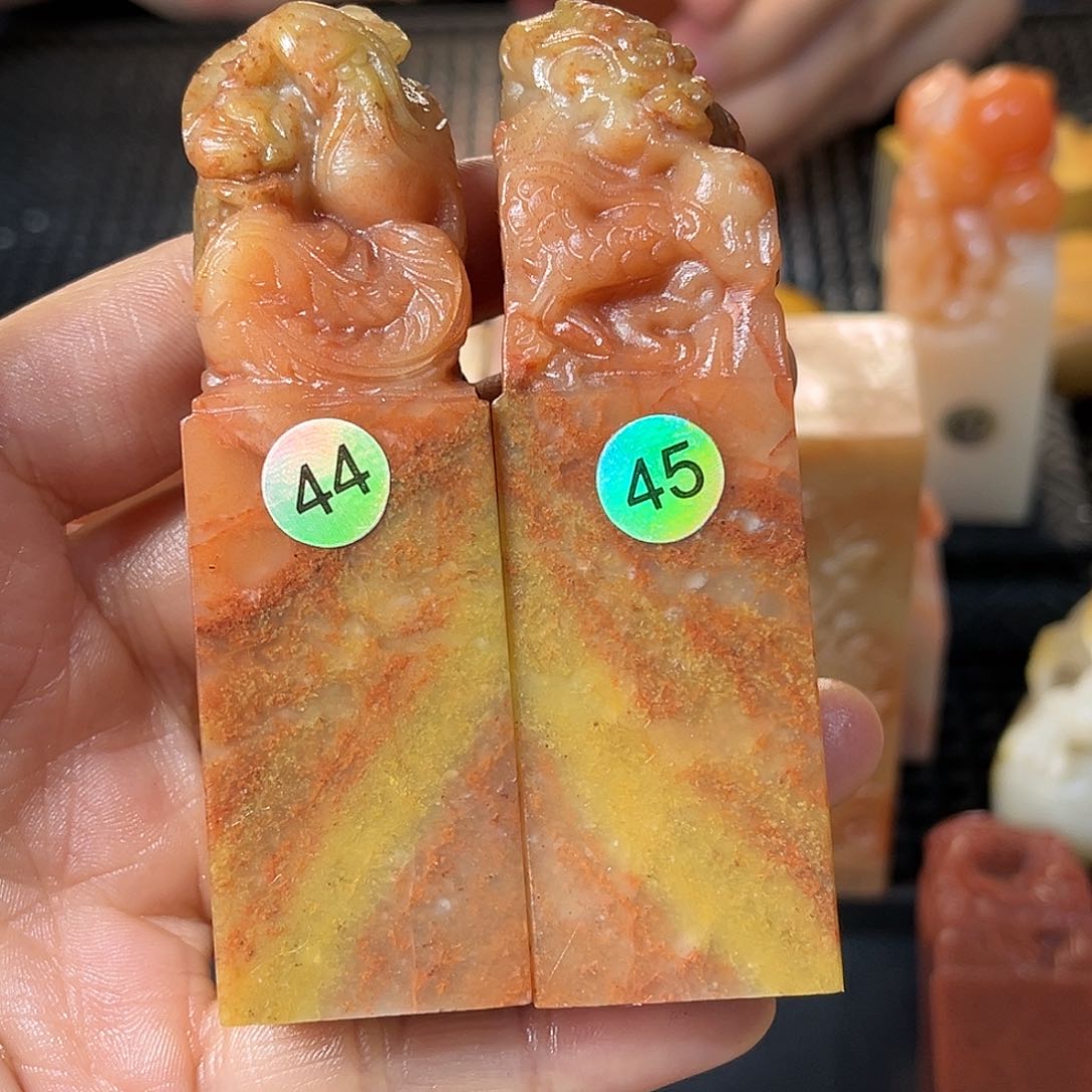 寿山石印石曉*这个点睡一