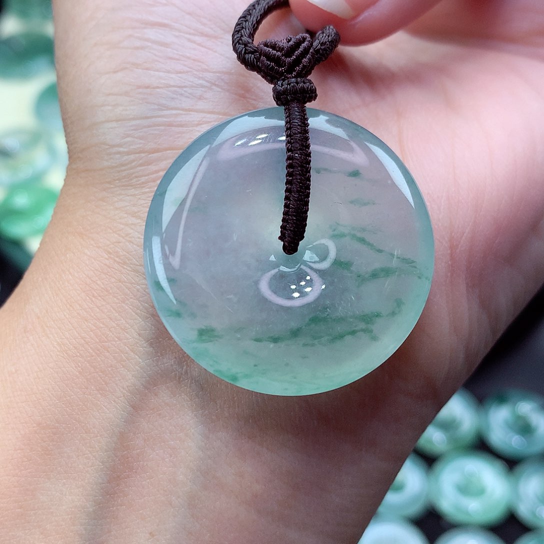 翡翠颈饰未镶嵌74尺寸32.6-7.0