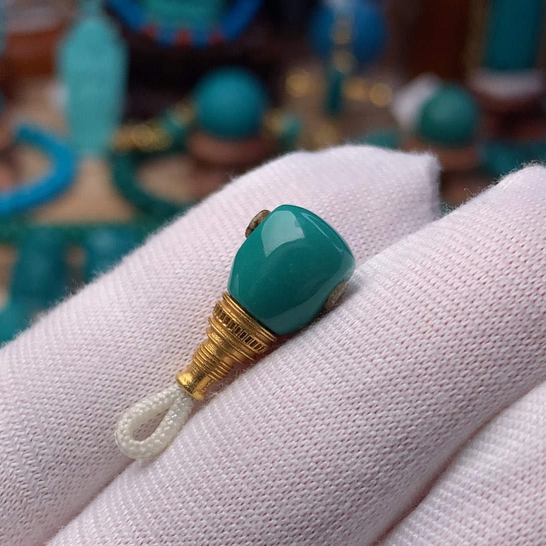 绿松石珠宝奇石18K金镶嵌9mm