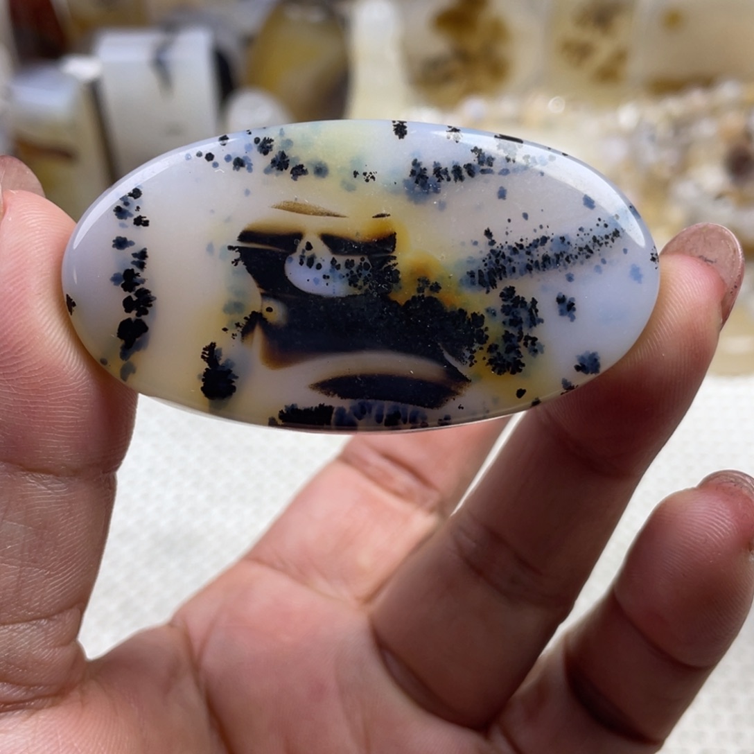 玛瑙/玉髓未镶嵌颈饰