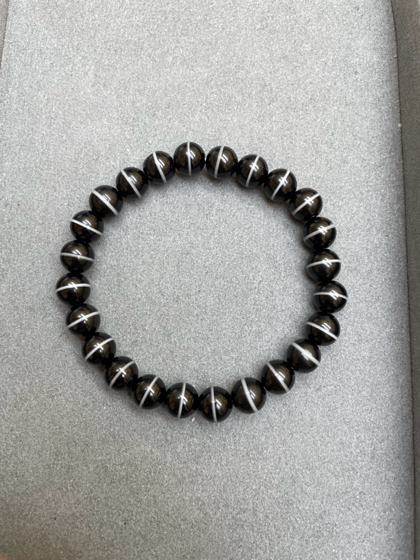 一款黑白天然一线手串卡8