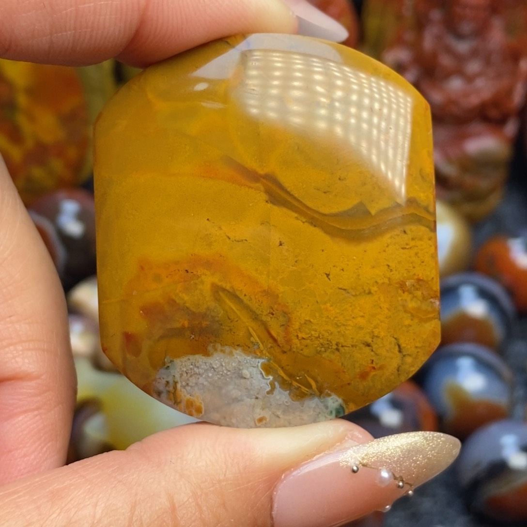 玛瑙/玉髓颈饰未镶嵌