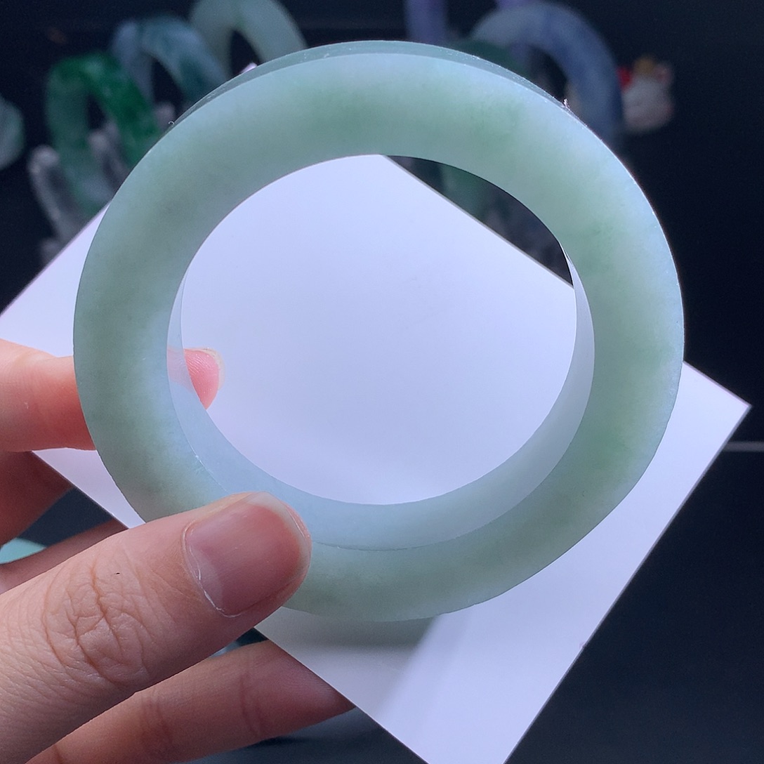 定制翡翠手镯未镶嵌