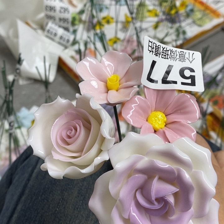 摆件陶瓷材料加工