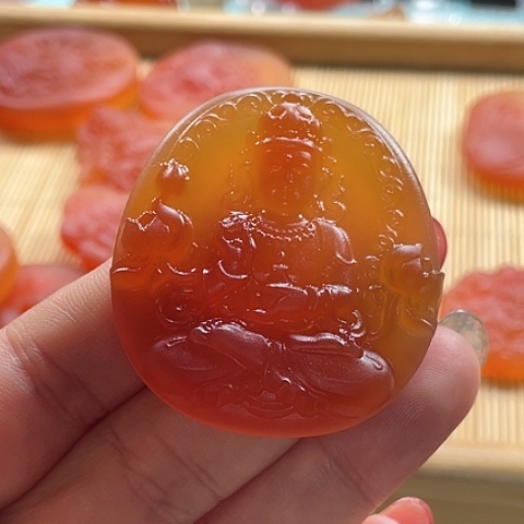 未镶嵌颈饰玛瑙/玉髓火*人