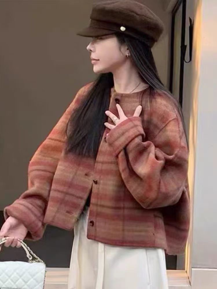 2025年秋冬加厚格子双面羊绒大衣女短款小个子慵懒风百搭外套气质