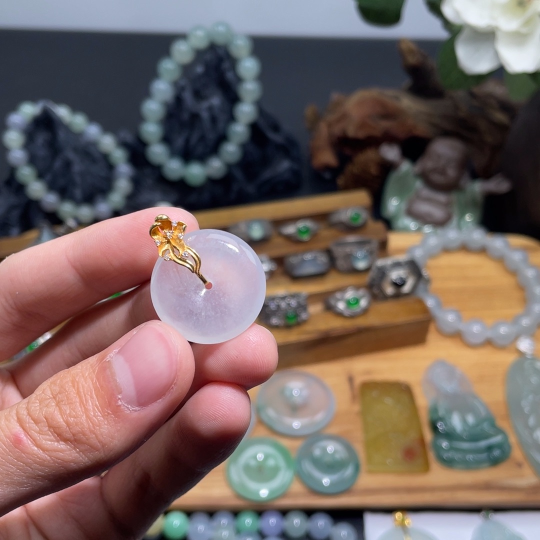 因****定制翡翠18K金镶嵌吊坠