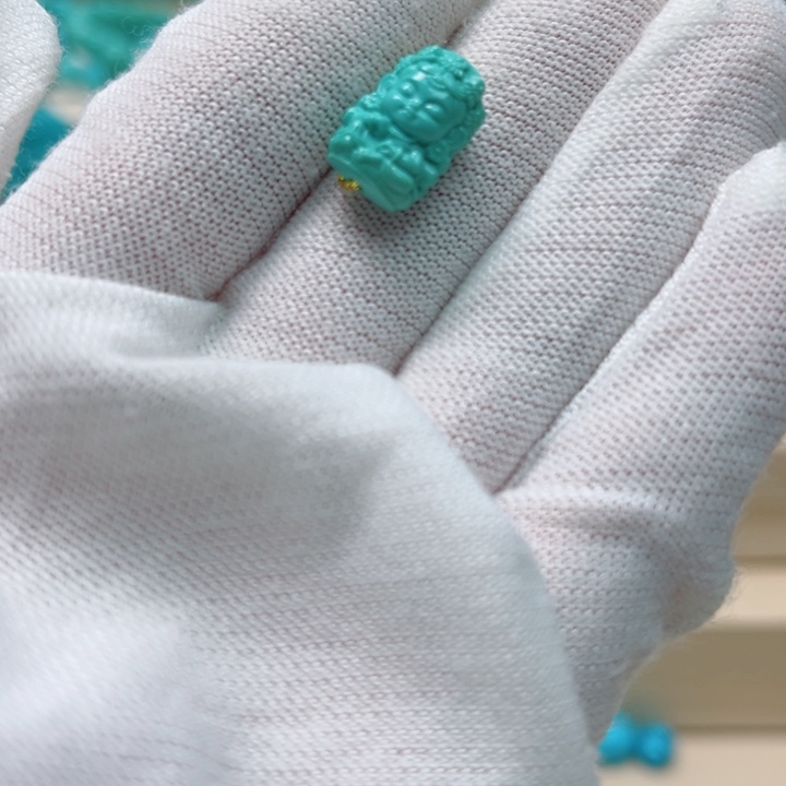 绿松石珠宝未镶嵌