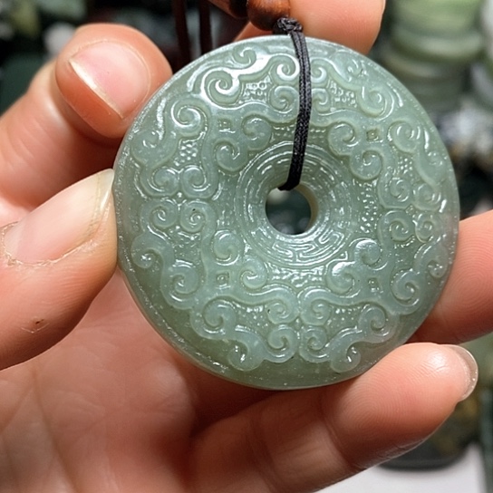 未镶嵌和田玉（糖玉）珠宝半成品