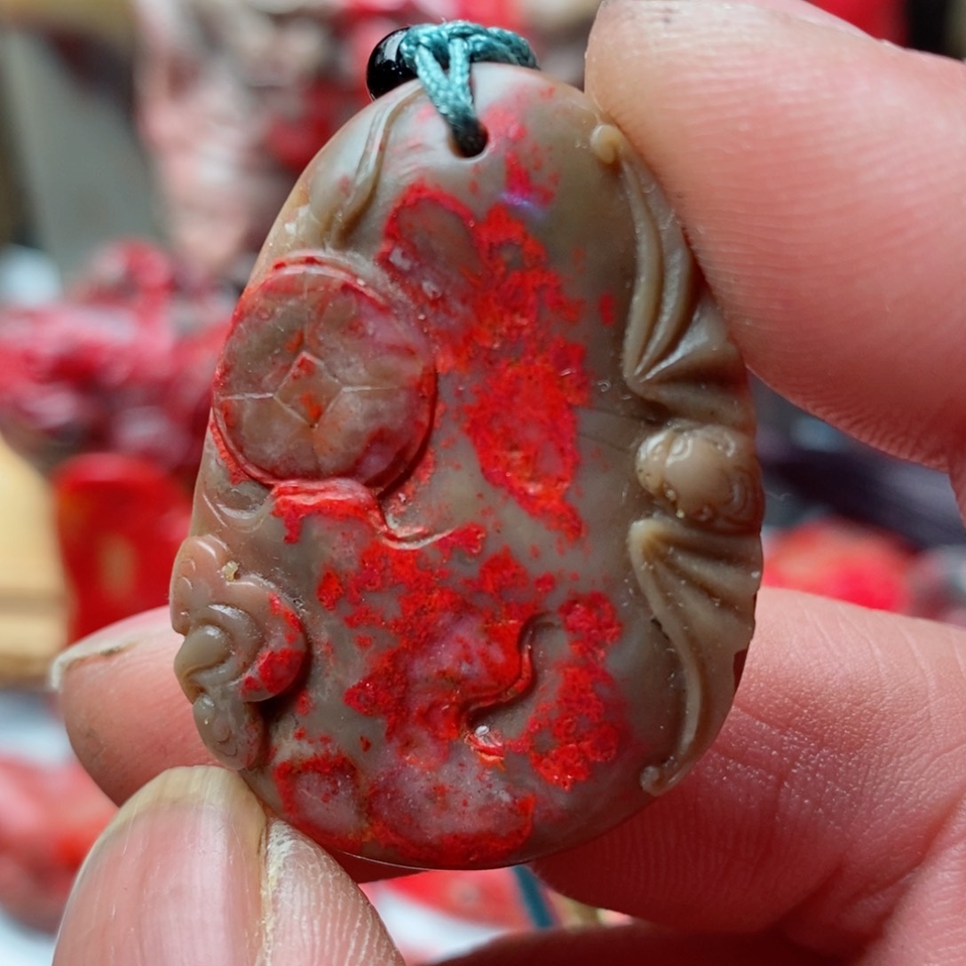 昌化鸡血石昌化鸡血石挂件