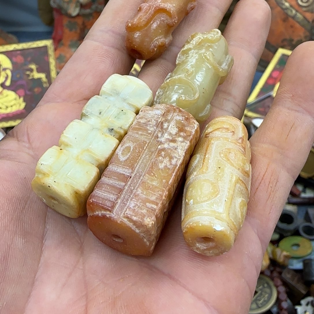 未镶嵌和田玉（糖玉）珠宝奇石涅****鳯