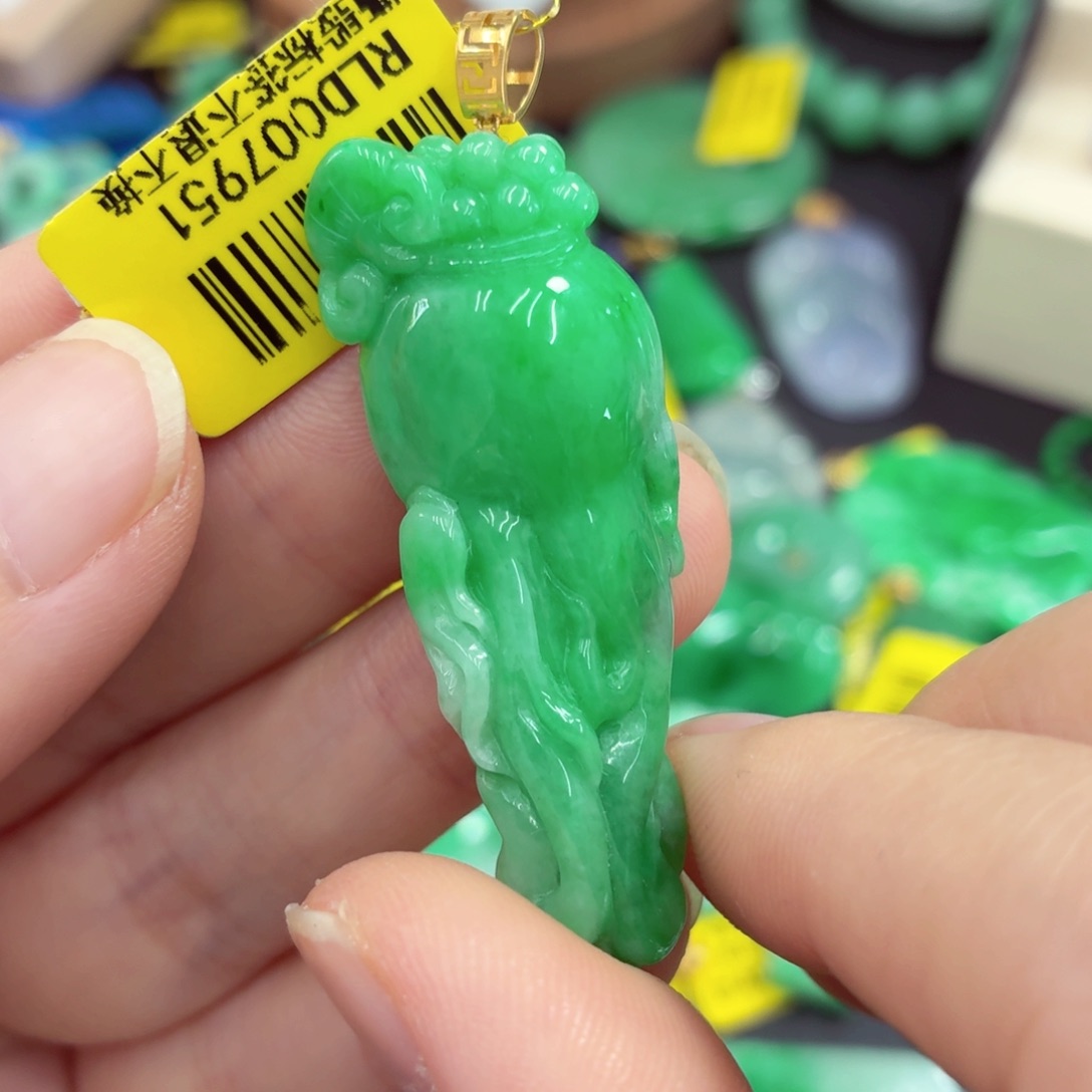 翡翠18K金镶嵌吊坠(不含链)