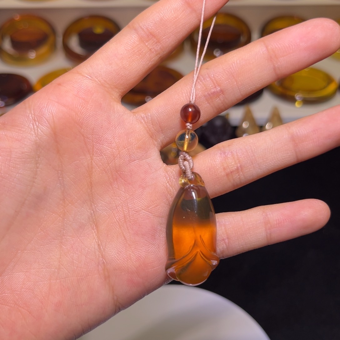 琥珀手镯未镶嵌手机挂10号