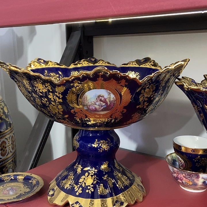 瓷片微瑕………………………………