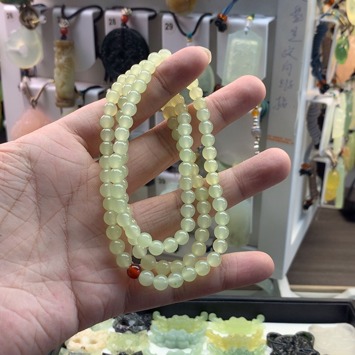 【闪购商品】蛇纹石玉颈饰未镶嵌