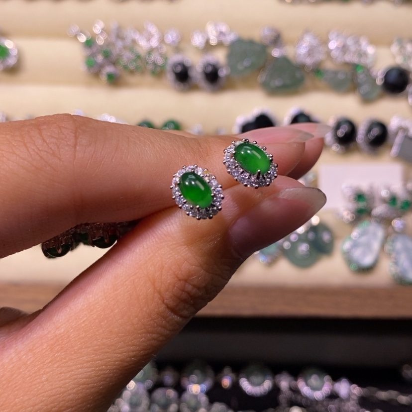 【闪购商品】翡翠未镶嵌颈饰天然