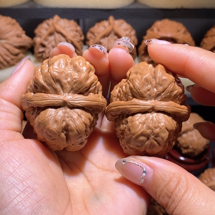 文玩核桃把件46蛤蟆头