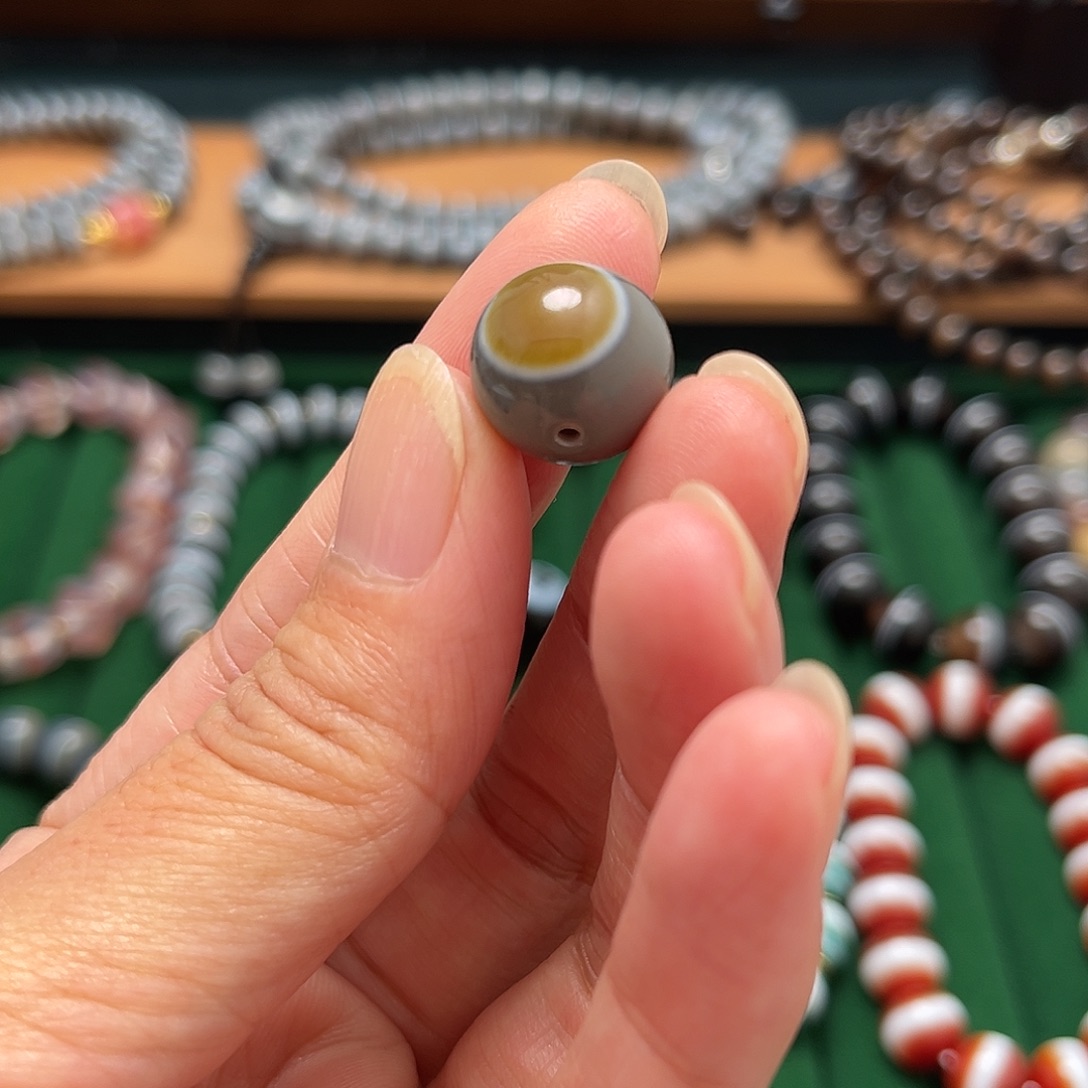 印***建玛瑙/玉髓合金手串