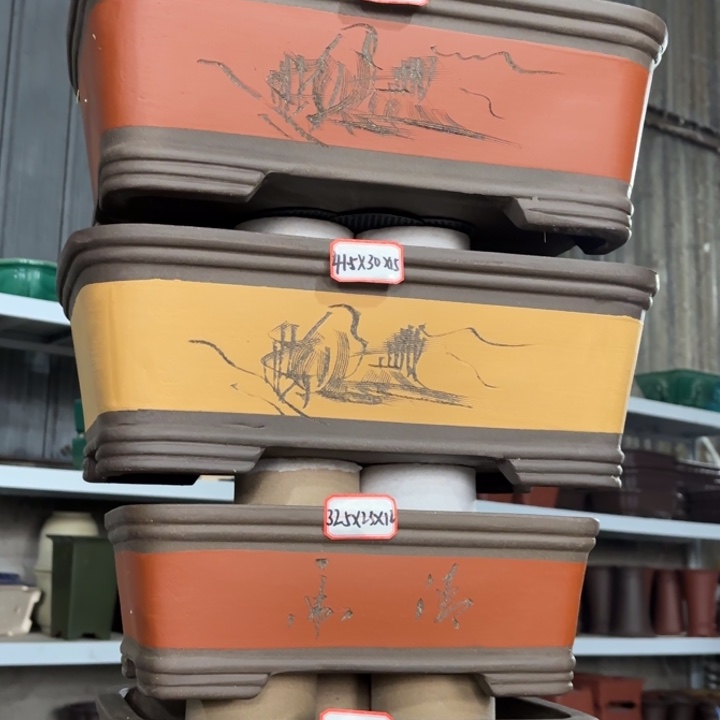 紫砂花盆             138-4