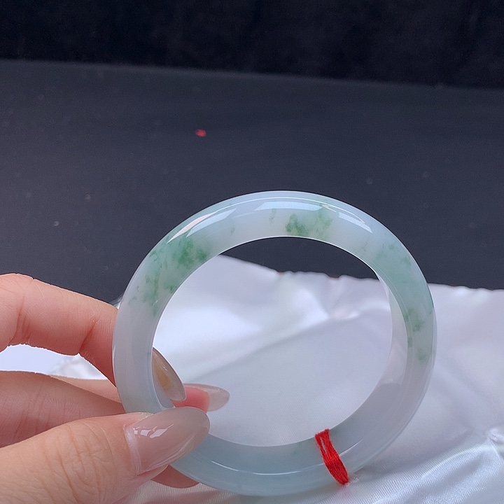 翡翠未镶嵌手镯56