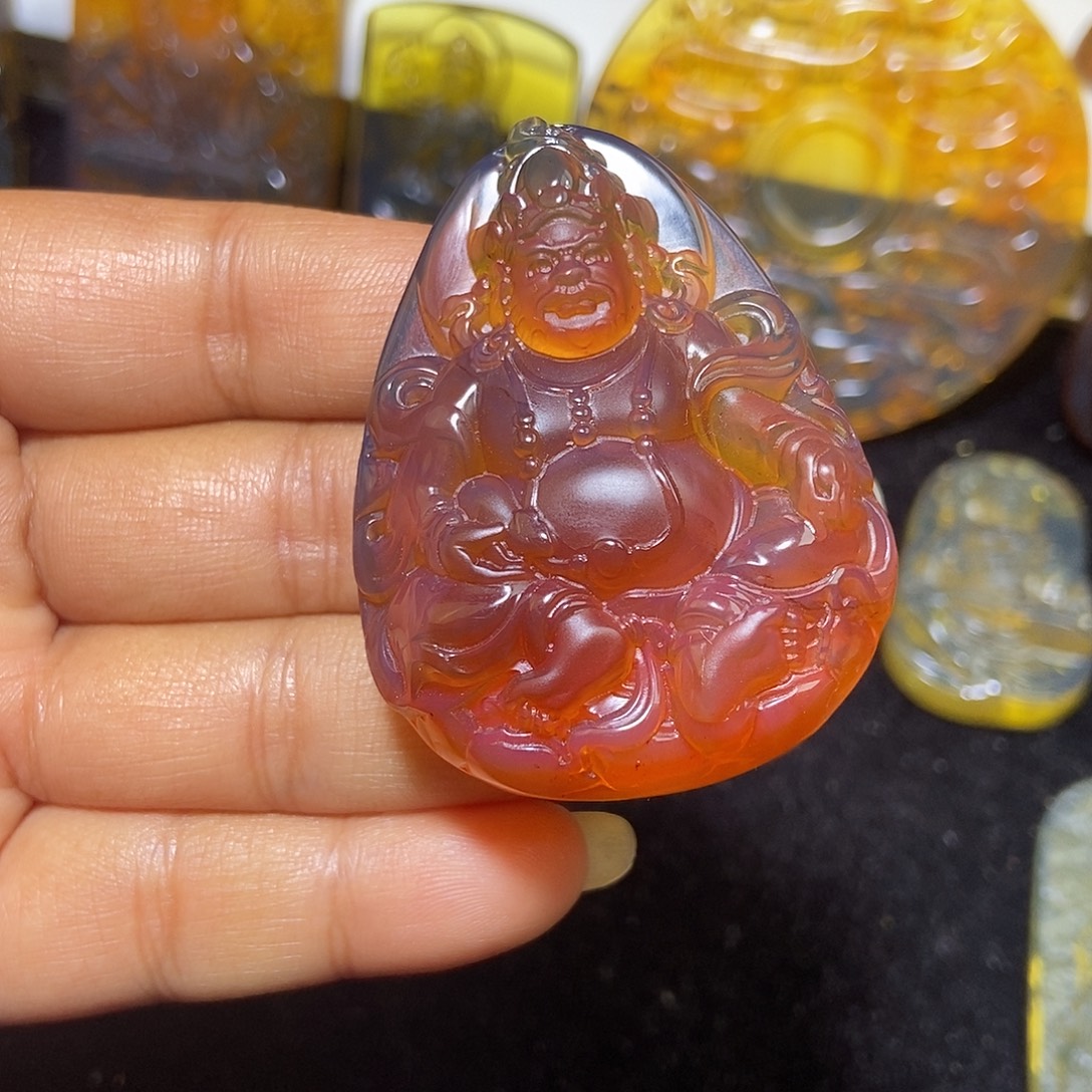 琥珀未镶嵌颈饰缅甸天然琥珀吊坠