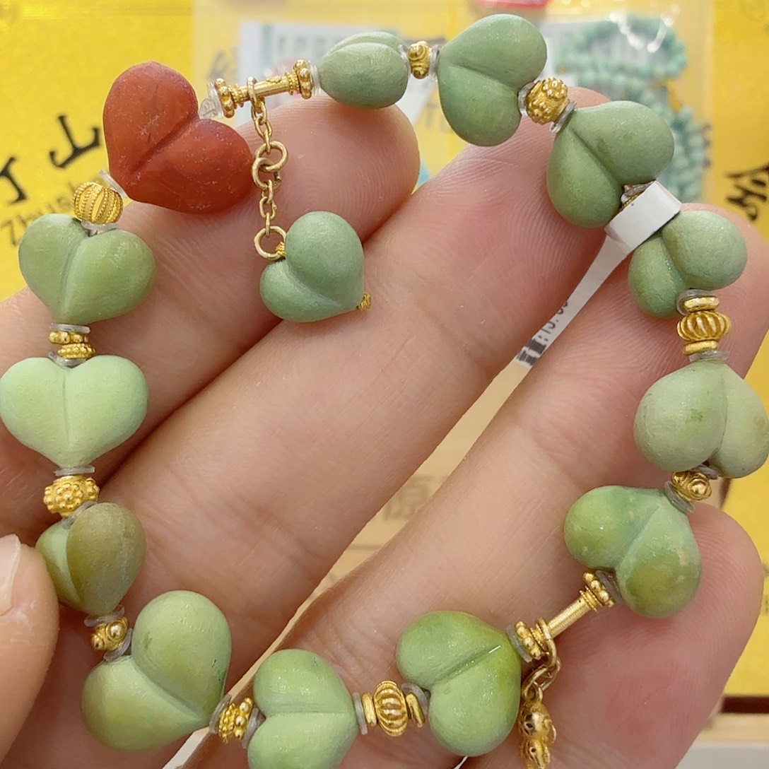 绿松石18K金镶嵌珠宝奇石