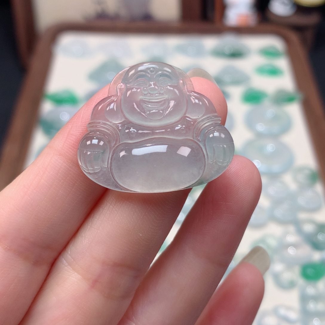 翡翠未镶嵌颈饰冰种佛公