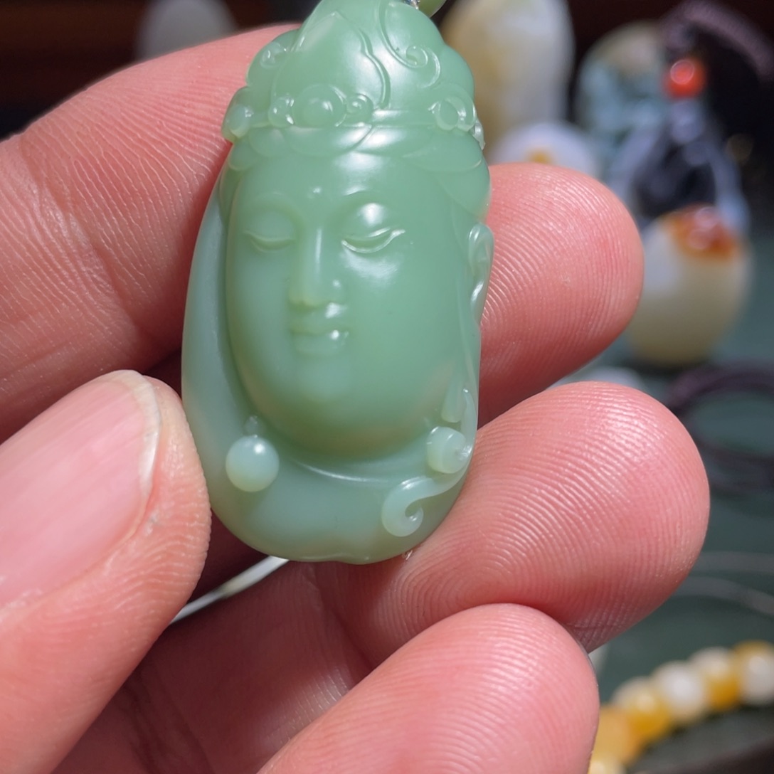 颈饰未镶嵌和田玉（糖玉）