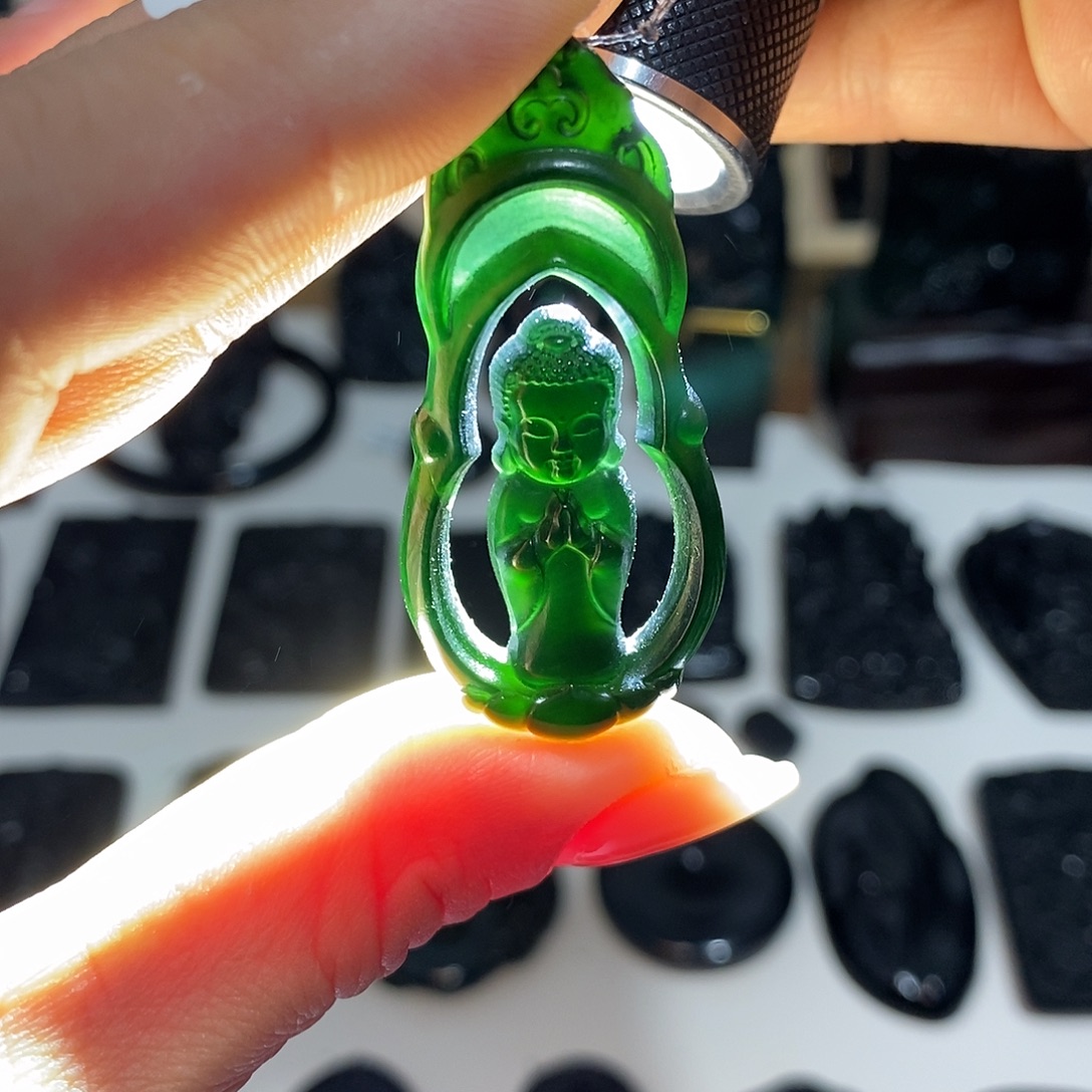 岫玉未镶嵌纯天然岫玉颈饰