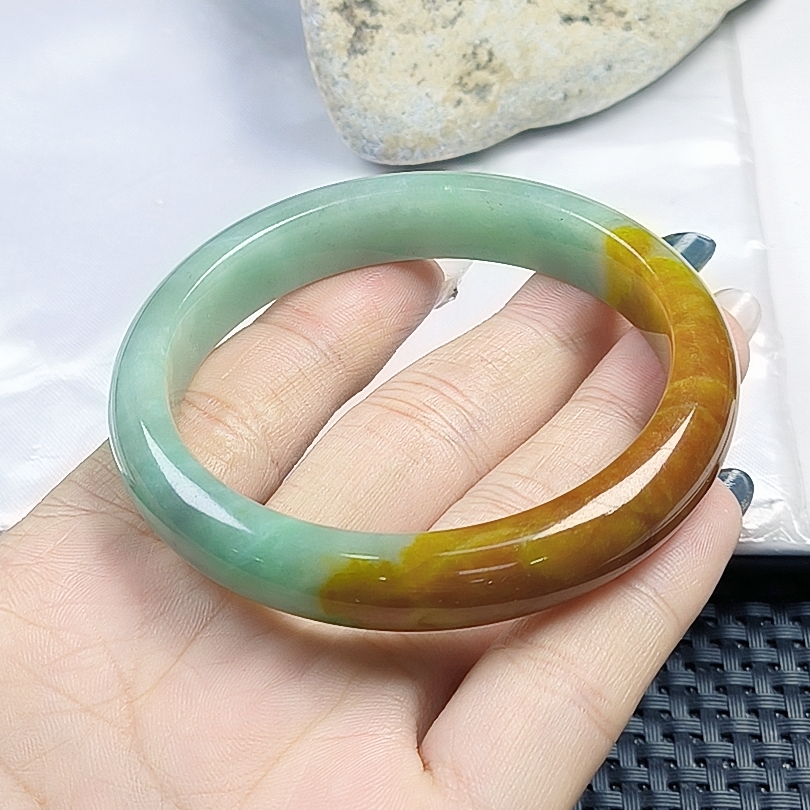 【聚宝严选】主播推荐手镯妈妈款精致精美气质百搭奇石yq