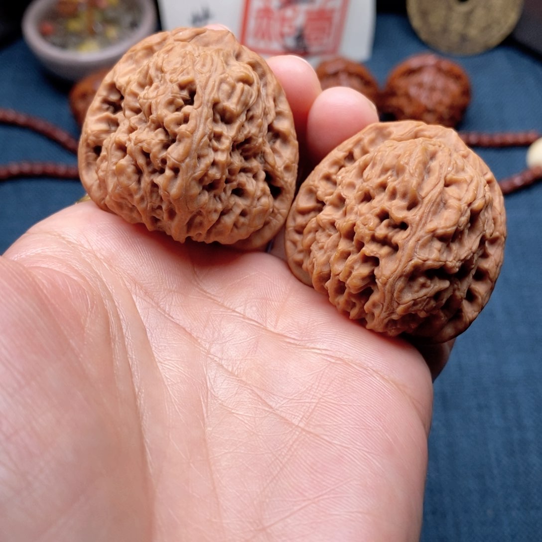 桃核吊坠南疆石核桃39