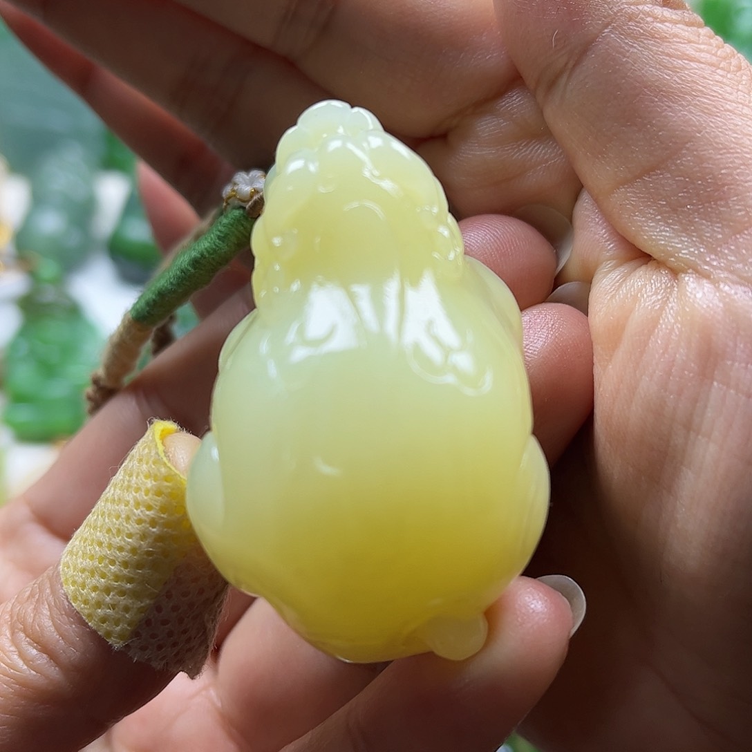 和田玉挂件未镶嵌