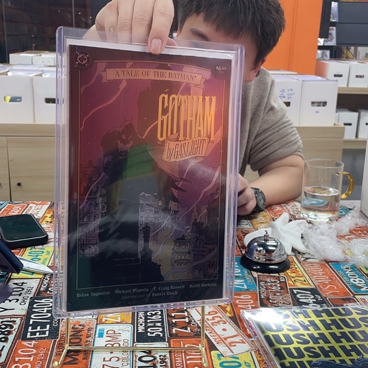 纸哥谭蝙蝠侠泊闪版