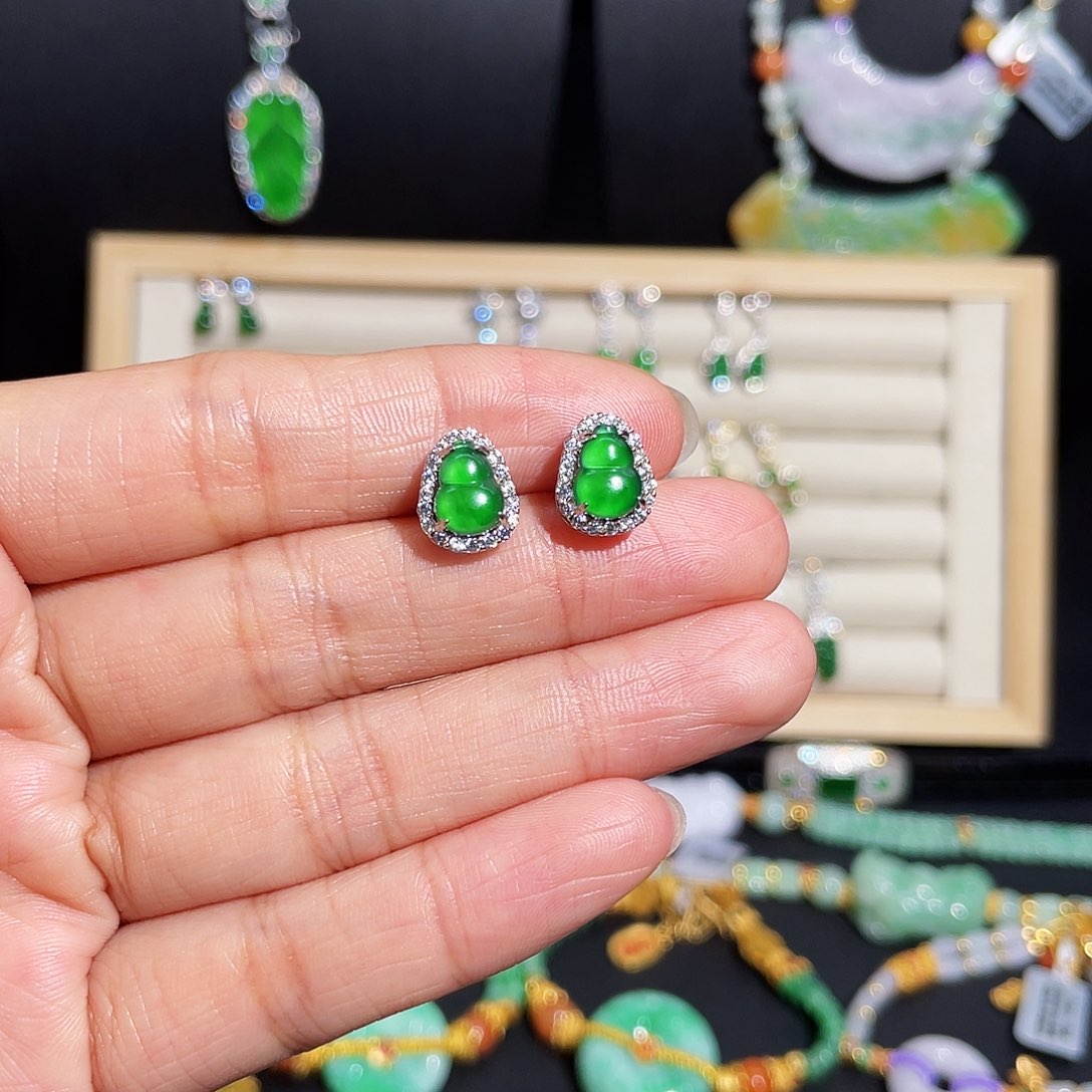 翡翠耳饰银S925镶嵌葫芦