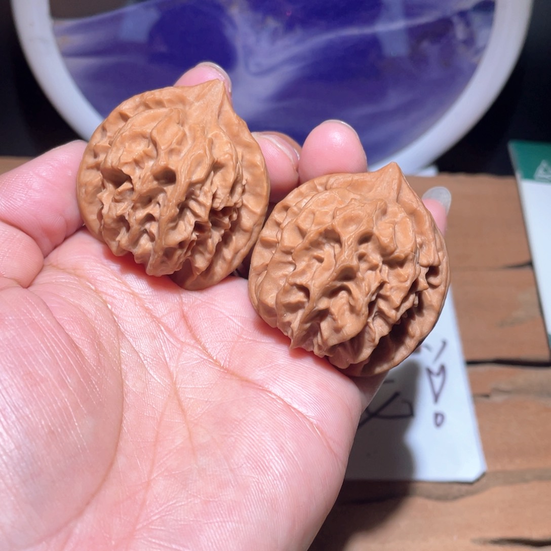 把件核桃我**此S025。 40尺。 大龙