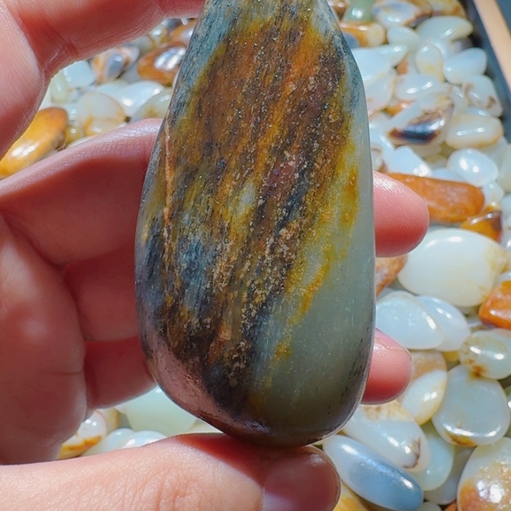 和田玉未镶嵌挂件81克