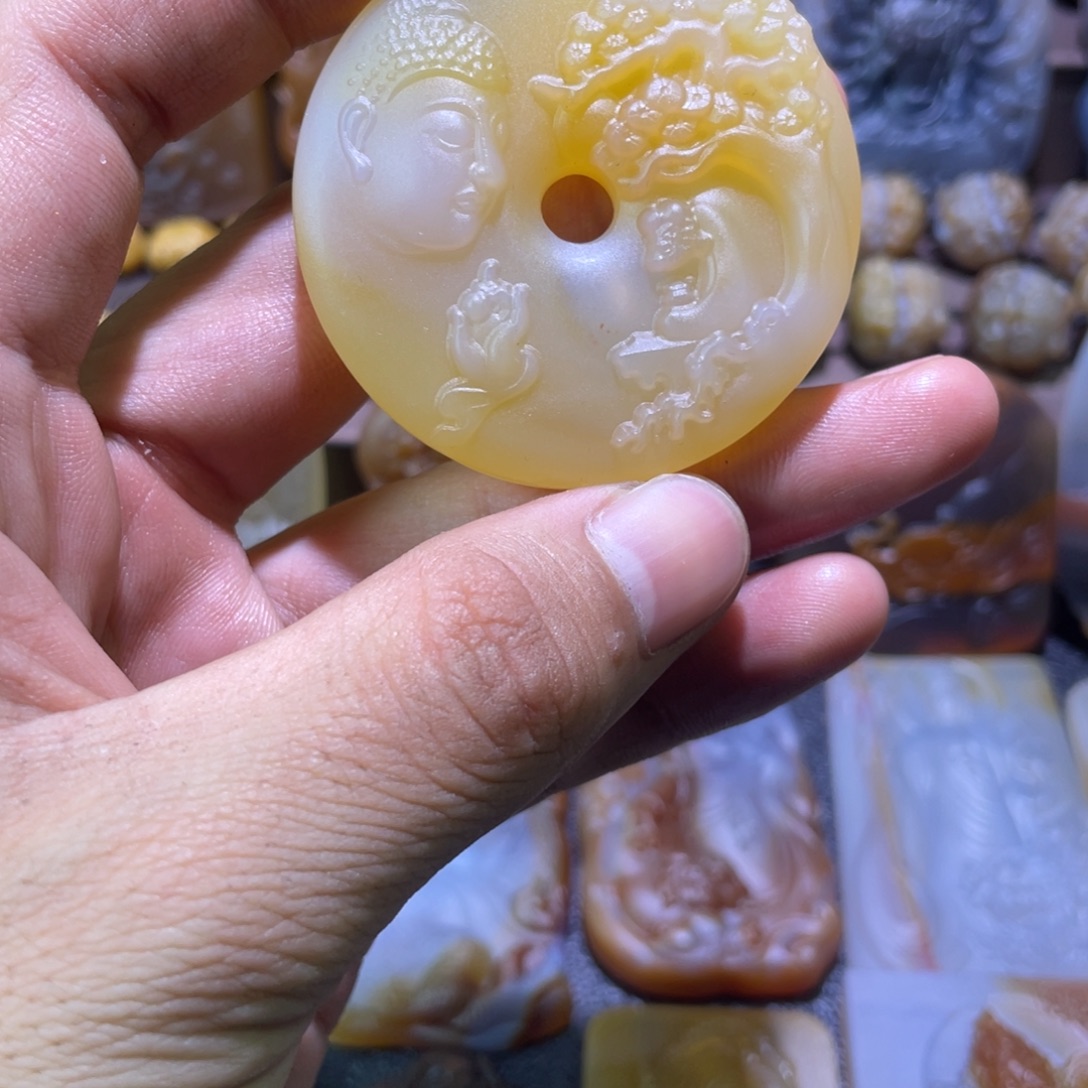 玛瑙/玉髓未镶嵌颈饰