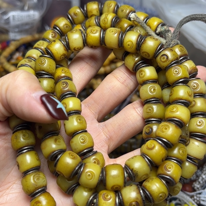 颈饰玻璃3587骨头一条