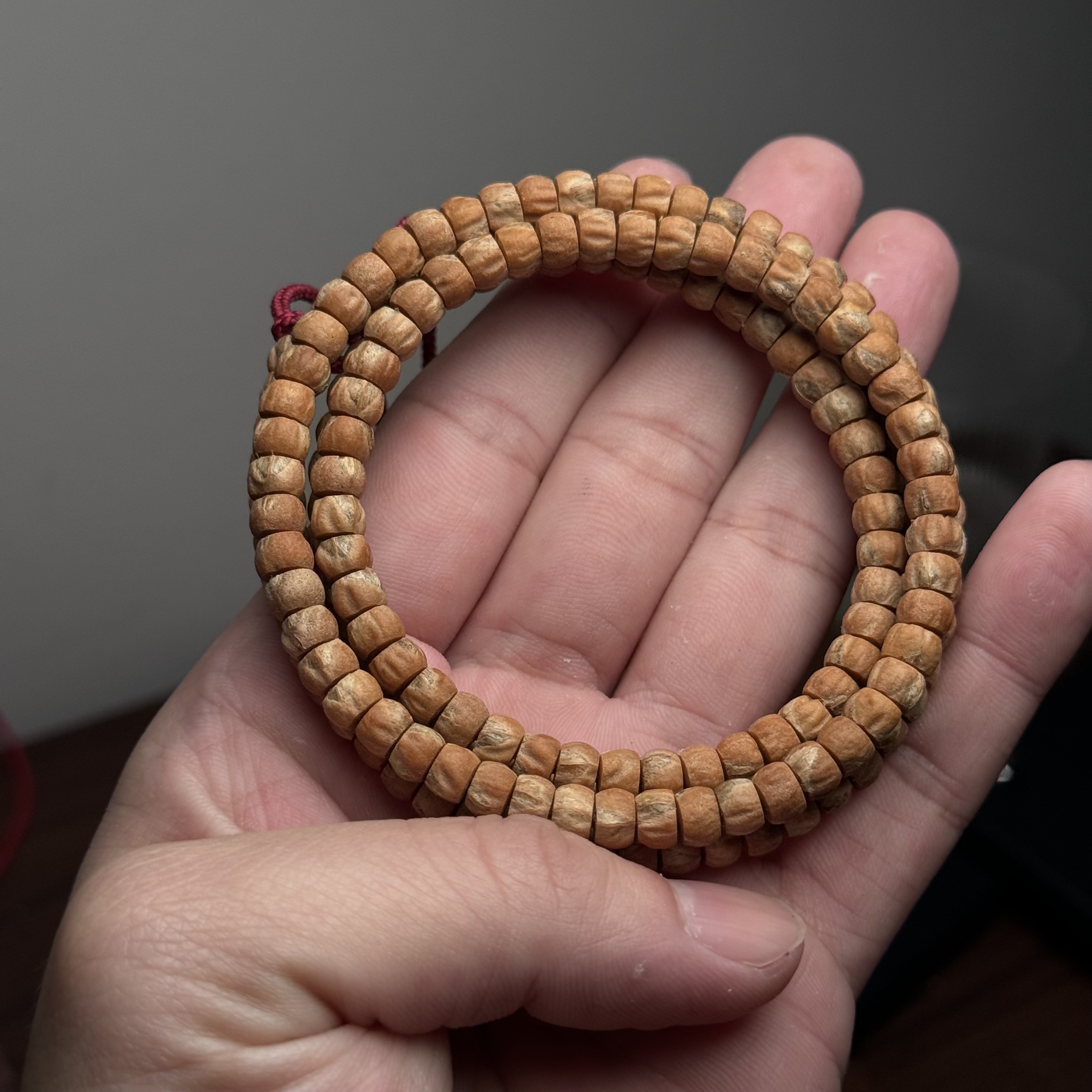 热振柏香籽红油皮精工药片尺寸6左右