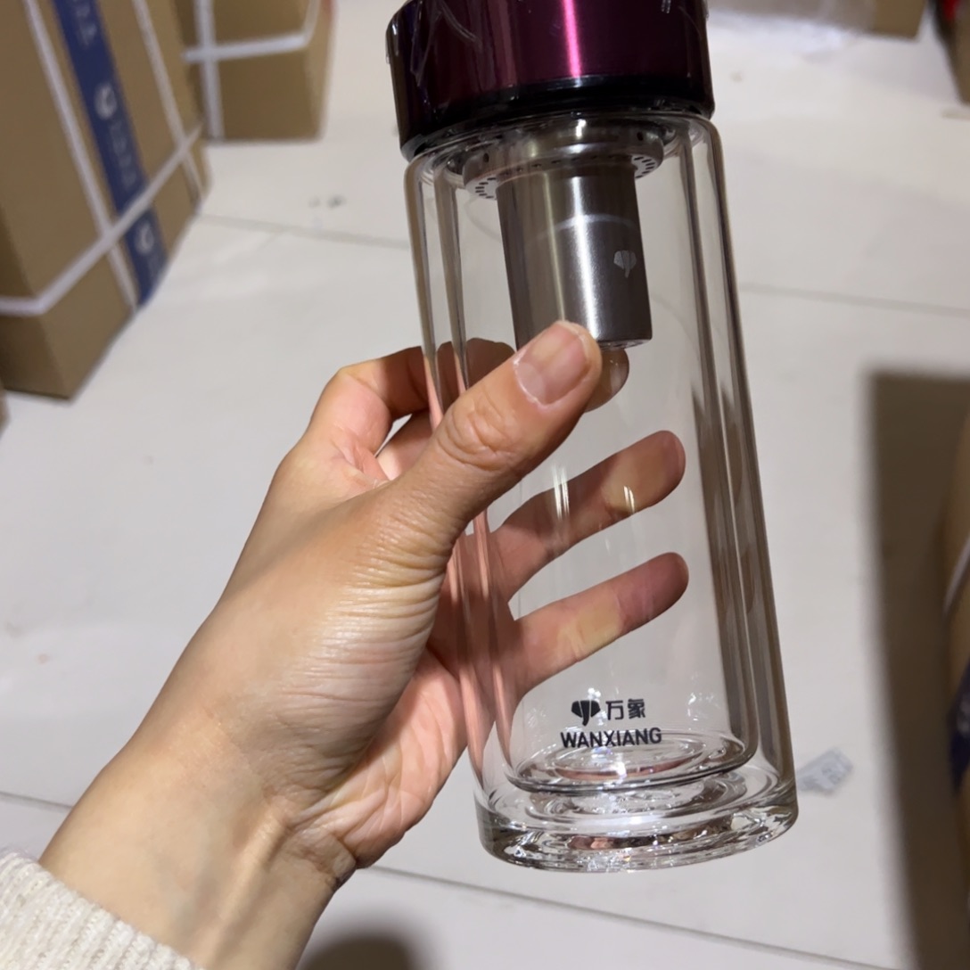 万象V265红色双层玻璃杯315ml杯套