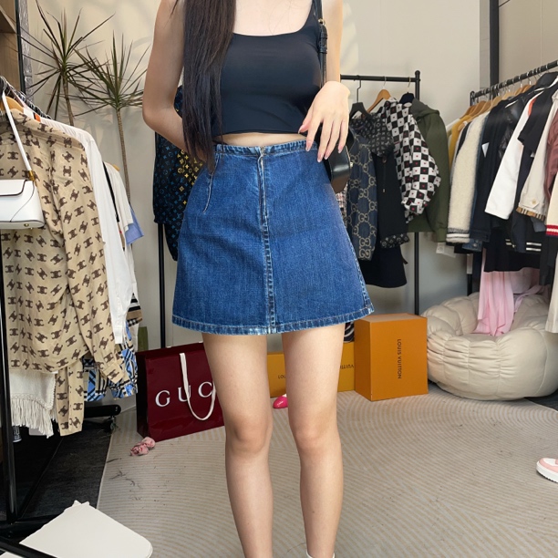 99新 MIU MIU/缪缪 半身牛仔裙/36码/A1218