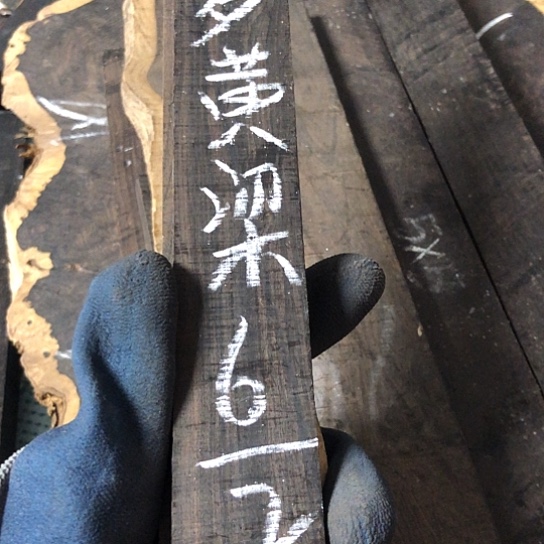 一***粱东非黑黄檀（紫光檀）紫光檀边角料