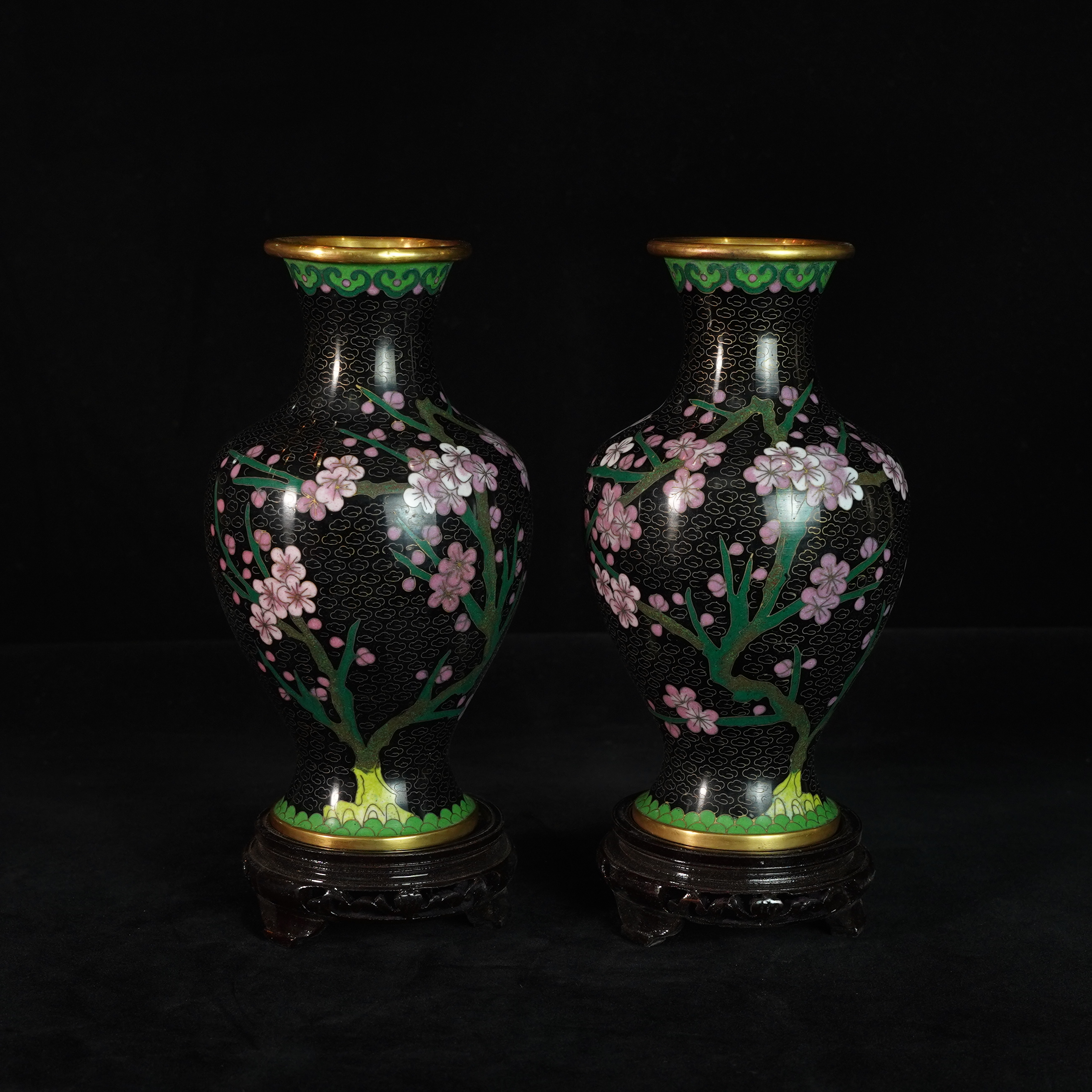 民国・景泰蓝花卉赏瓶（一对）【古董拍卖】LF