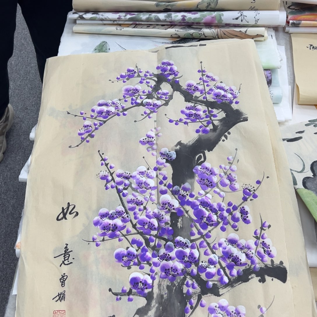 国画卖字画的小老板