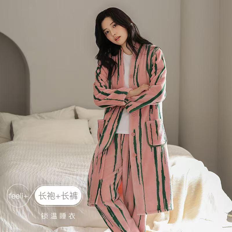 睡衣女长款秋冬加厚套装家居服保暖春秋珊瑚绒法兰绒可外穿