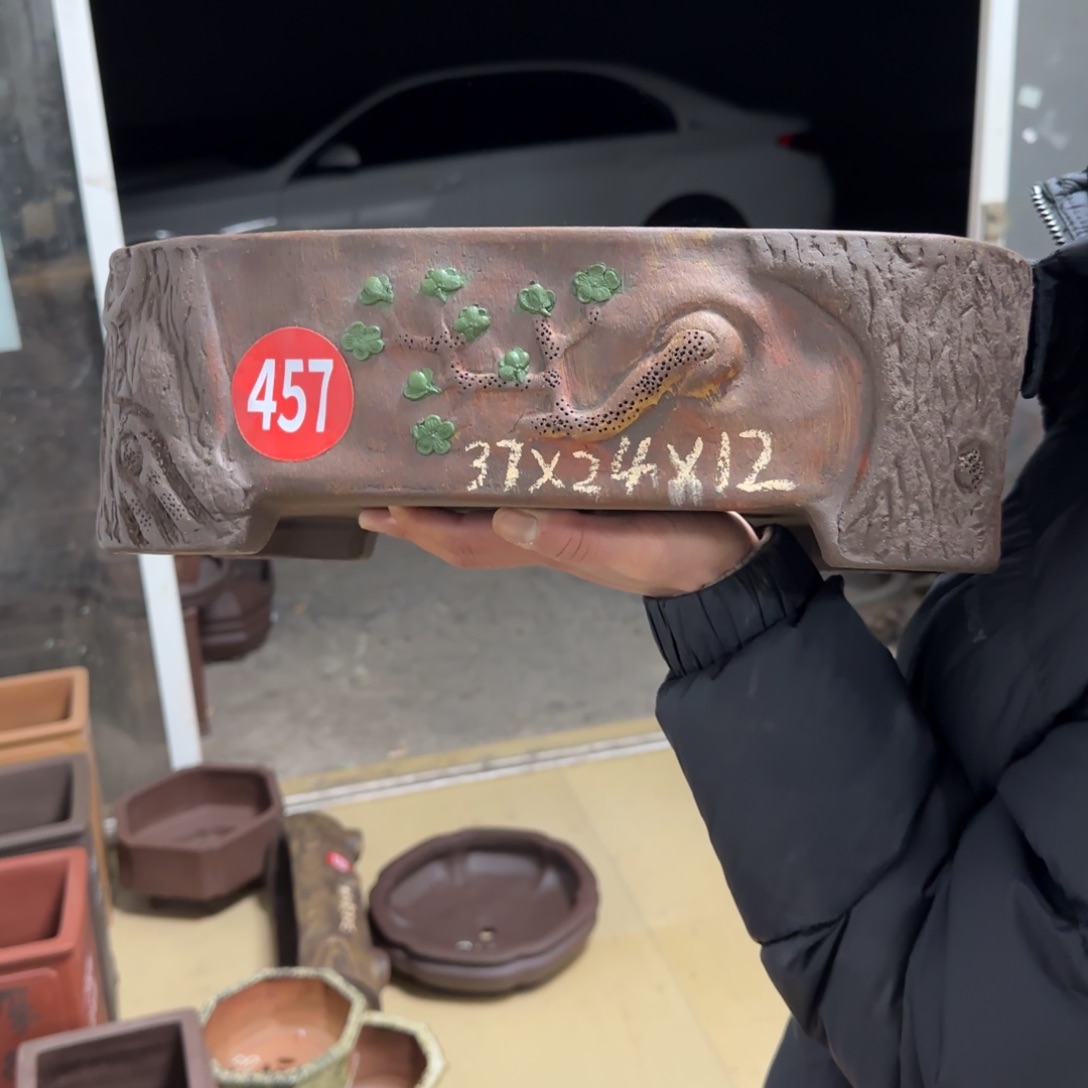 紫砂花盆呜呜呜呜