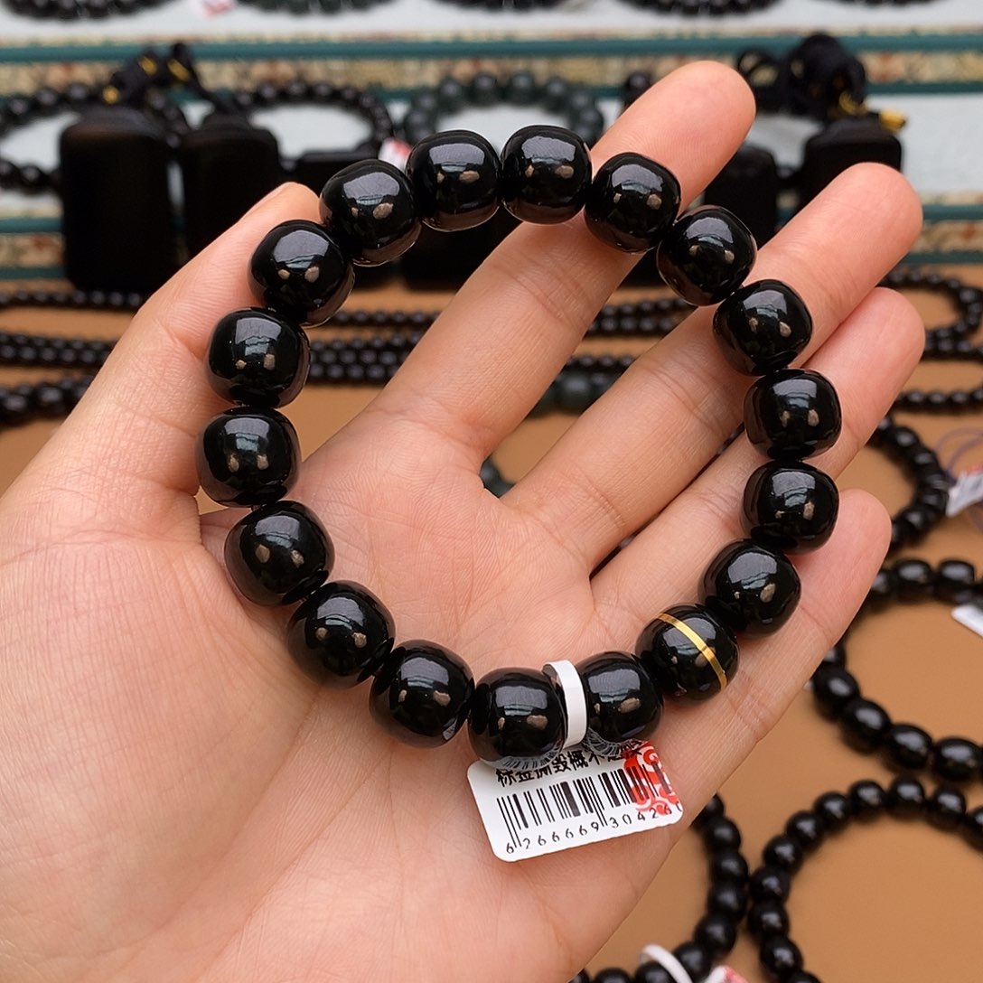 手链未镶嵌和田玉（青玉）长**里