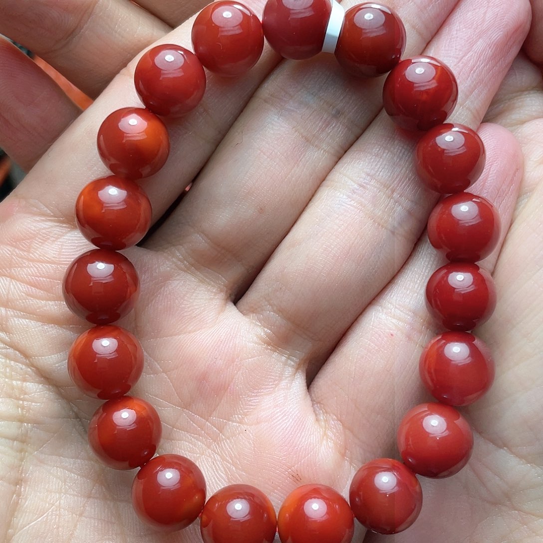 南红玛瑙颈饰未镶嵌多**兵