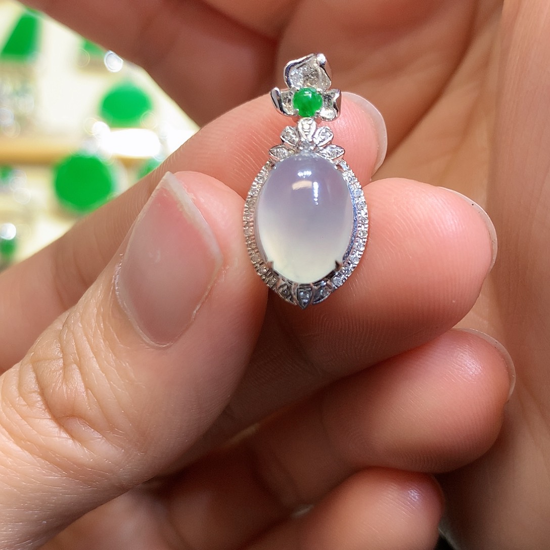 翡翠吊坠(不含链)18K金镶嵌