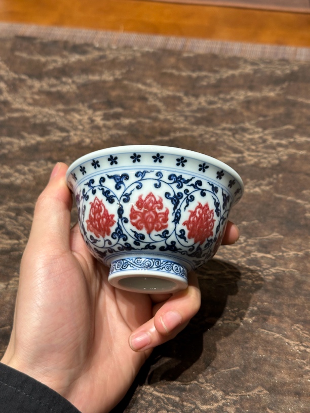 景德镇手工高温茶器阳春白雪青花釉里红缠枝莲压手杯